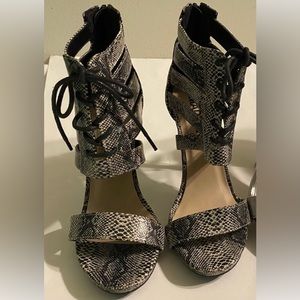 PRINTED HEELS(6.5M)